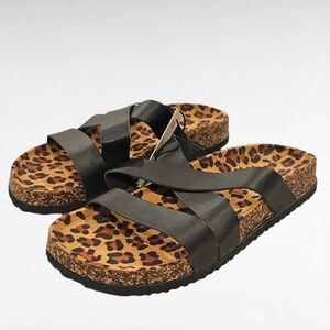Via Rosa Leopard Sandals Size 6